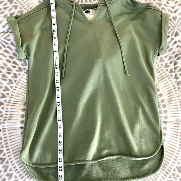 Sage short sleeve hoodie Tee - Picture 3 of 5